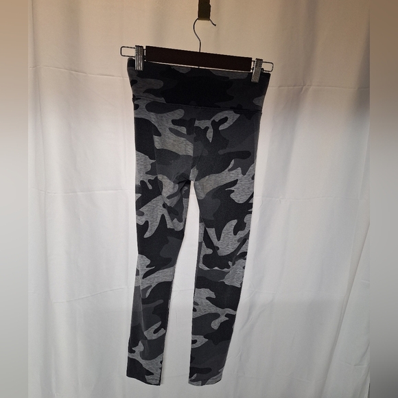 Blue and Pink Tie-Dye Kids Leggings 3- Piece Bundle 2 Are NWT - Picture 7 of 10